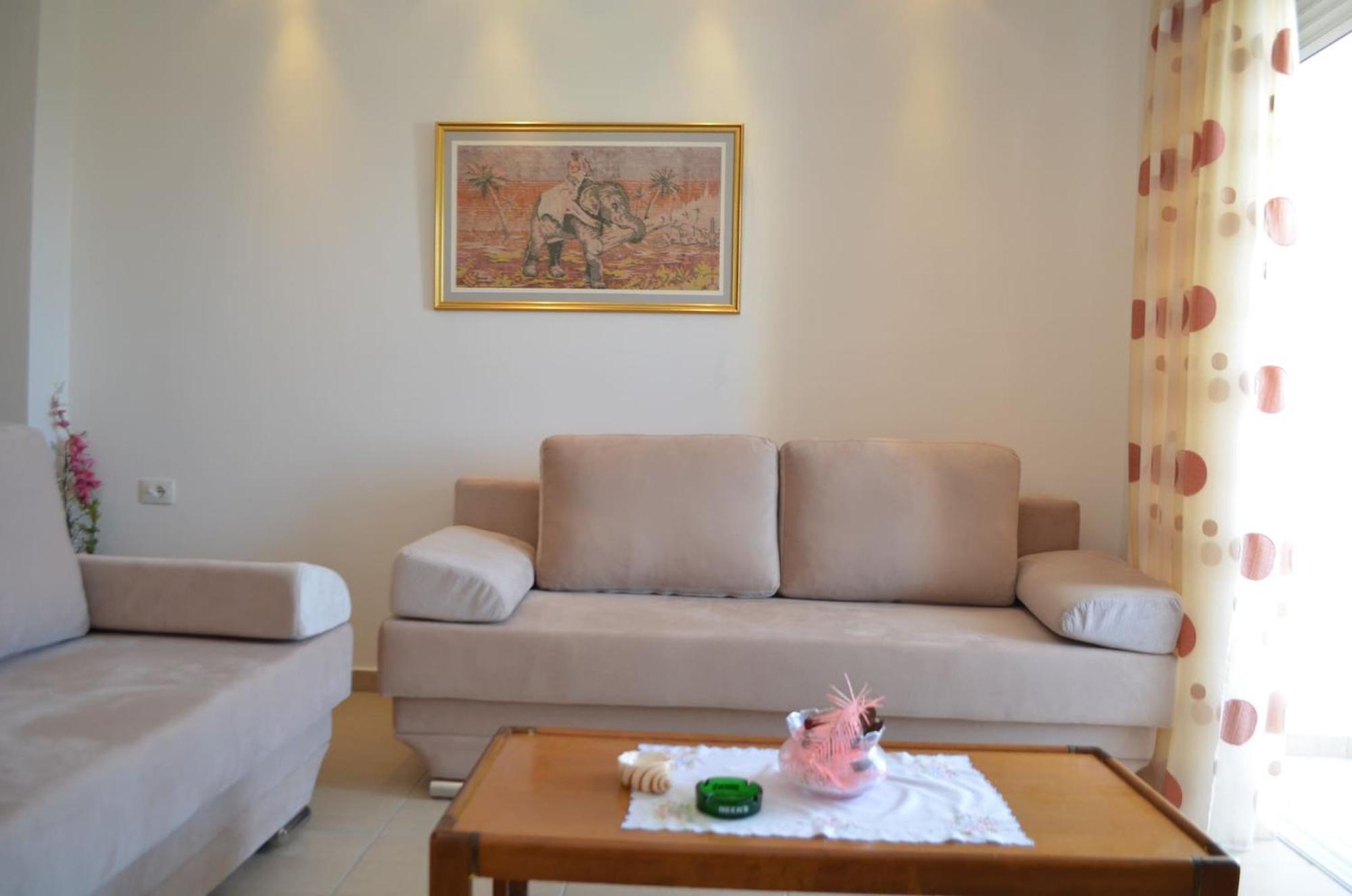 Apartments Blue Horizons Sarande Exterior photo